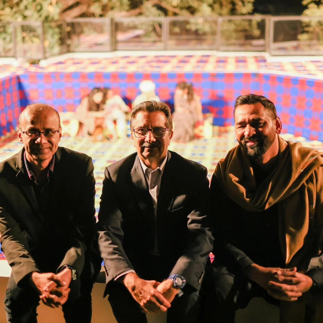 A very special opening night for ‘Home’ by @imranqureshiartist — image 7. 📸: @irfanyounasphotography