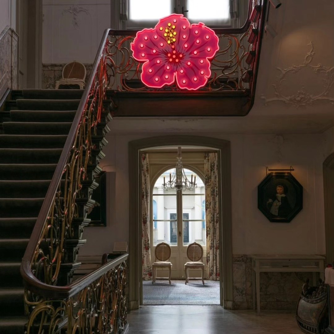 Iftikhar Dadi & Elizabeth Dadi present two neon sculptures from the series ‘Efflorescence’ (2013-present) in the... — image 1. Images: