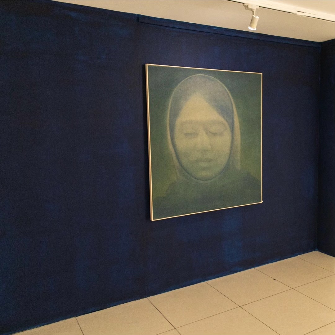 Hamid Ali Hanbhi and Ahsan Memon’s Relationship of Words and Images continues till 4th September 2024. — image 5. Photography by @bilaldanishphotography