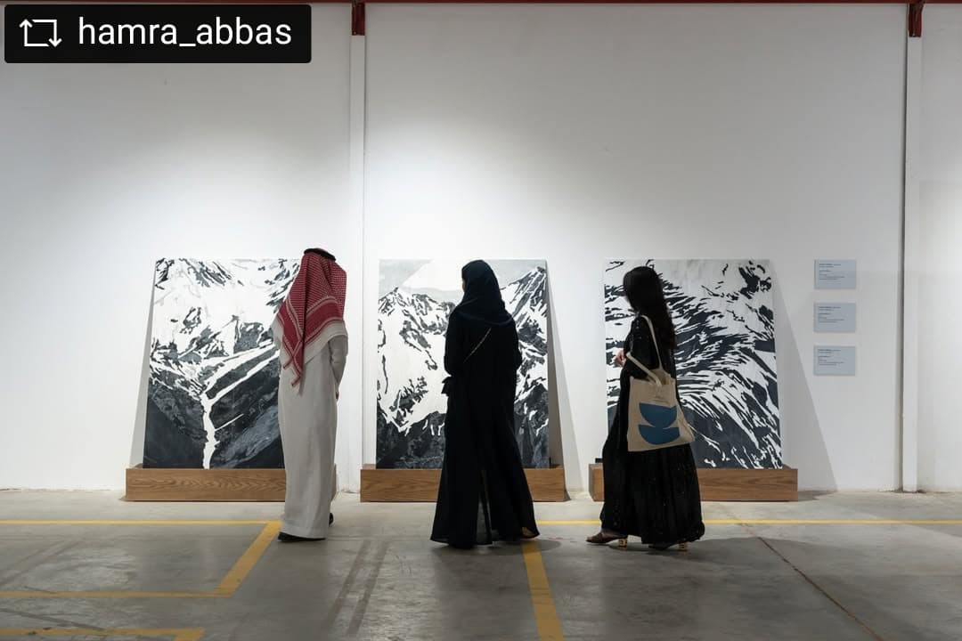 @hamra_abbas — image 2