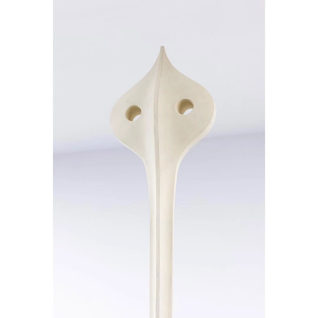 - Old bone - Cedar, Beech, Steel, Gesso - 245 x 36 x 16 cm - 2024 — image 2