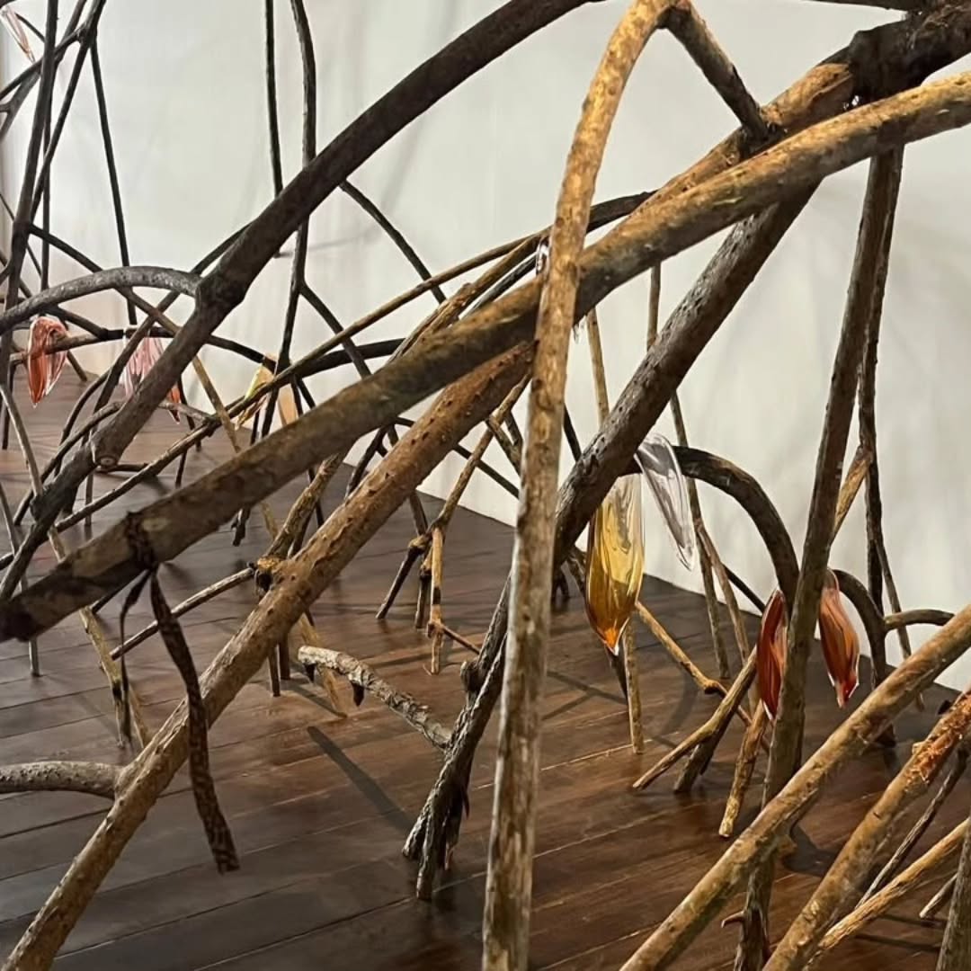 Bombay Duck — image 1. 📸 @anupmathewthomas, @shilpagupta, @areezkatki  @ayishabraham and @ajjoji courtesy @kochibiennale.