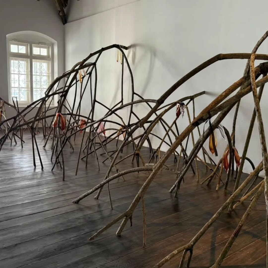 Bombay Duck — image 4. 📸 @anupmathewthomas, @shilpagupta, @areezkatki  @ayishabraham and @ajjoji courtesy @kochibiennale.