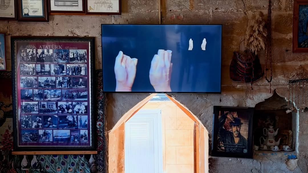 Hamra Abbas | Lahor — image 2
